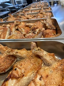 Suprême de chapon aux marrons rôtis