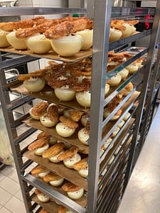 Coupelle chocolat ivoire compote de pomme et chouquette